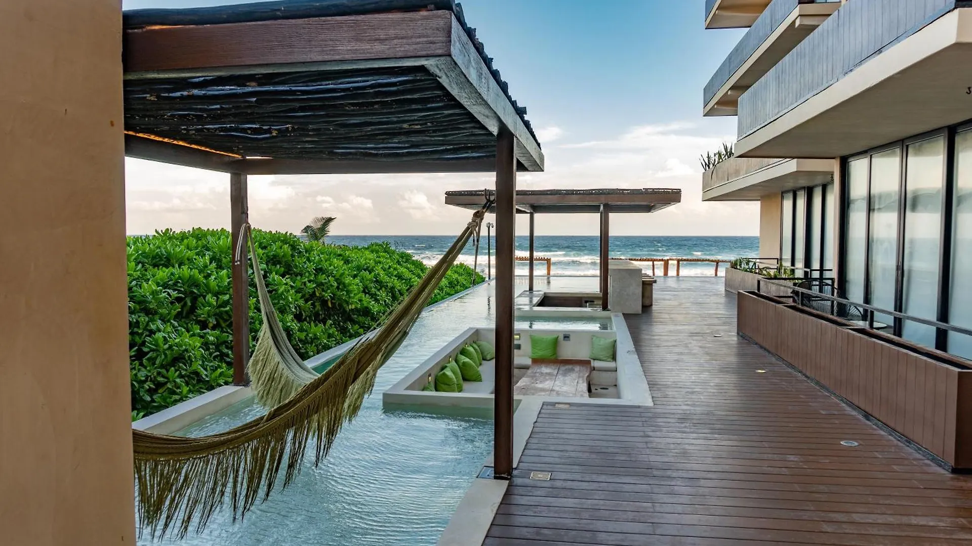 New Modern Apartment 1Bdr - Beach Access Tulum