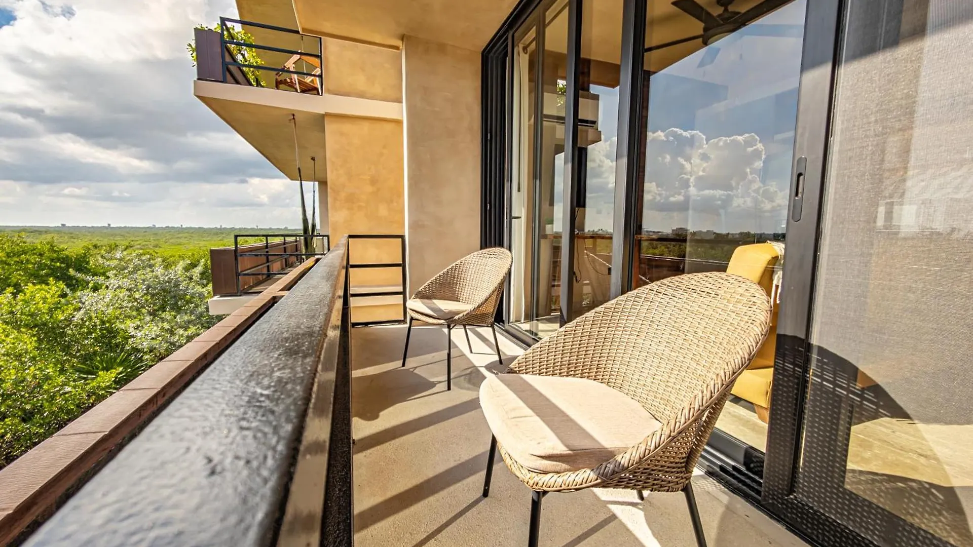 New Modern Apartment 1Bdr - Beach Access Tulum
