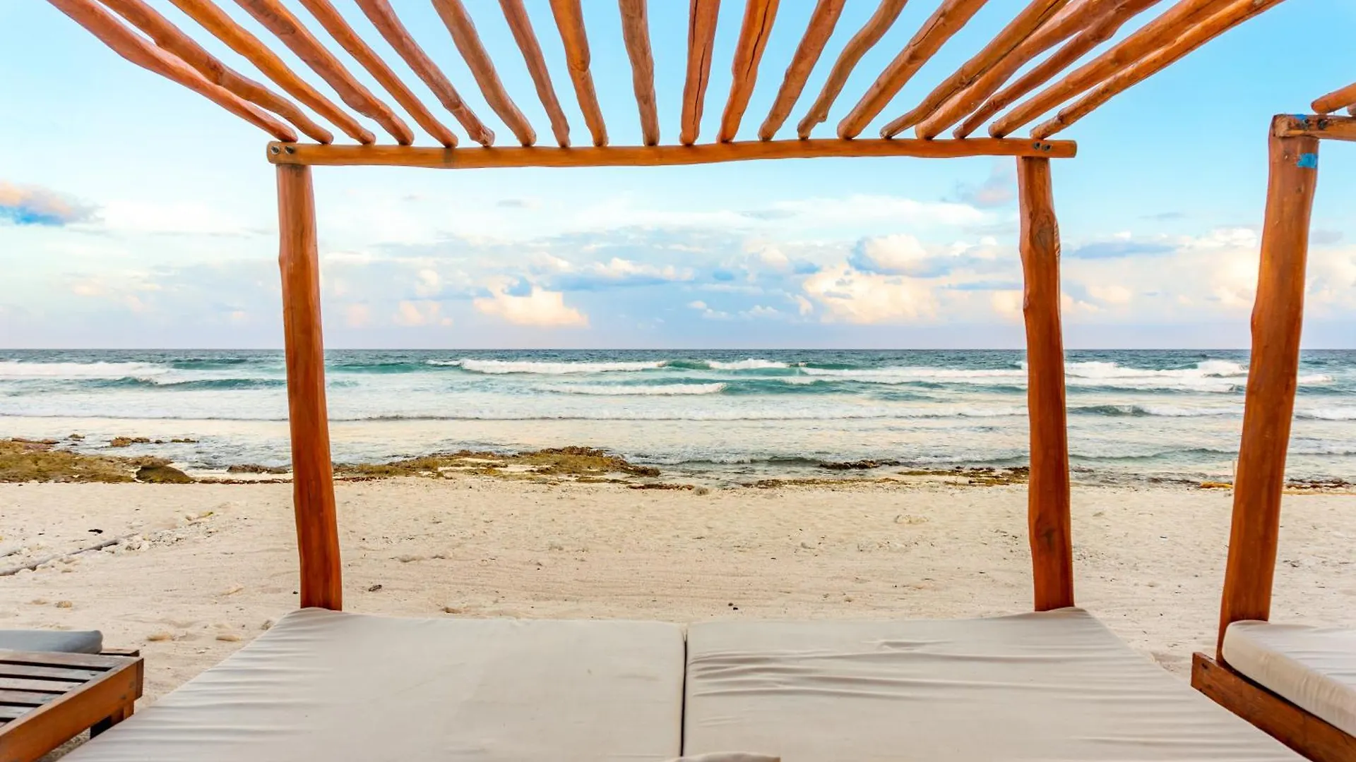 New Modern Apartment 1Bdr - Beach Access Tulum Mexico