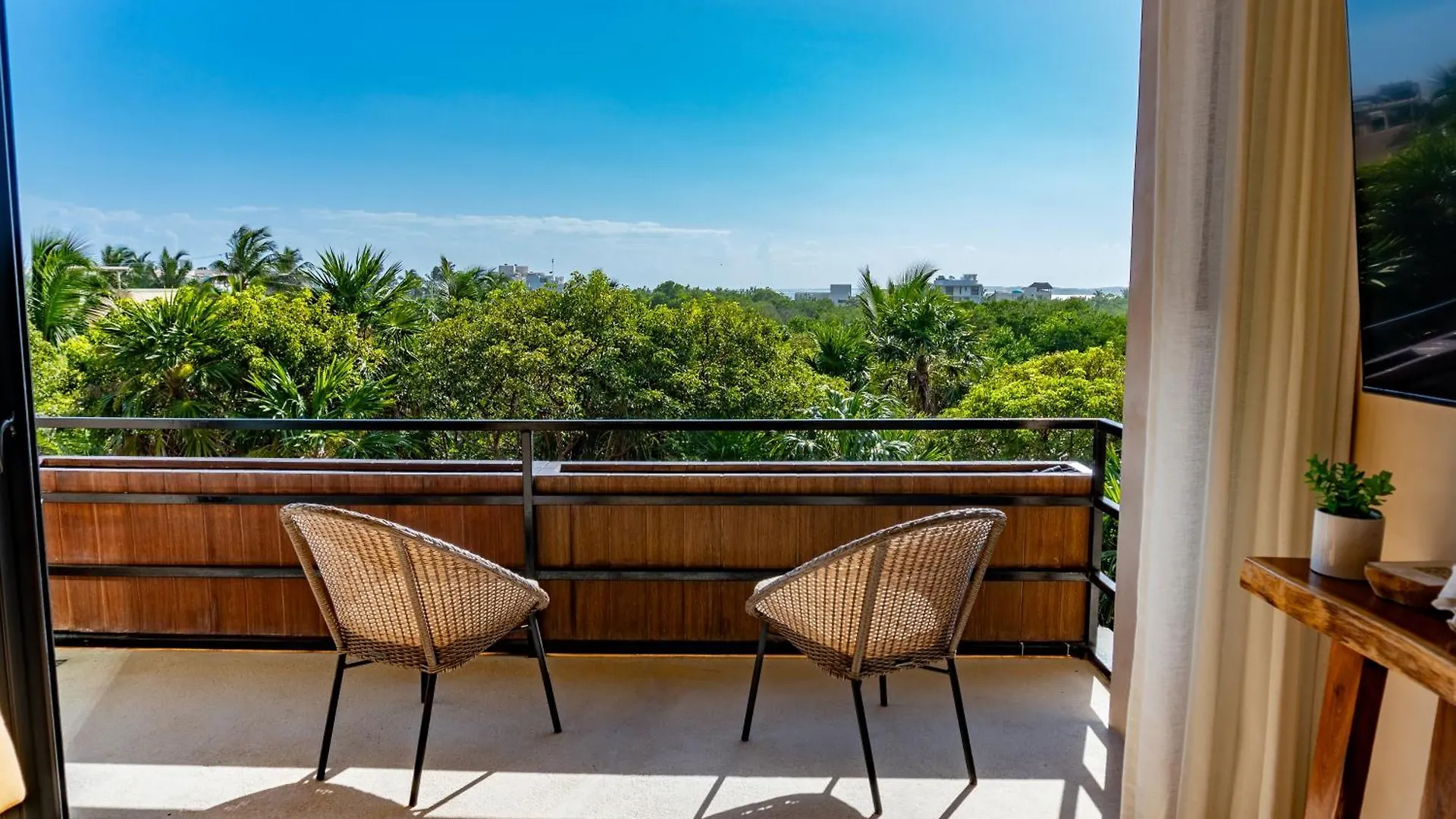 New Modern Apartment 1Bdr - Beach Access Tulum Meksyk