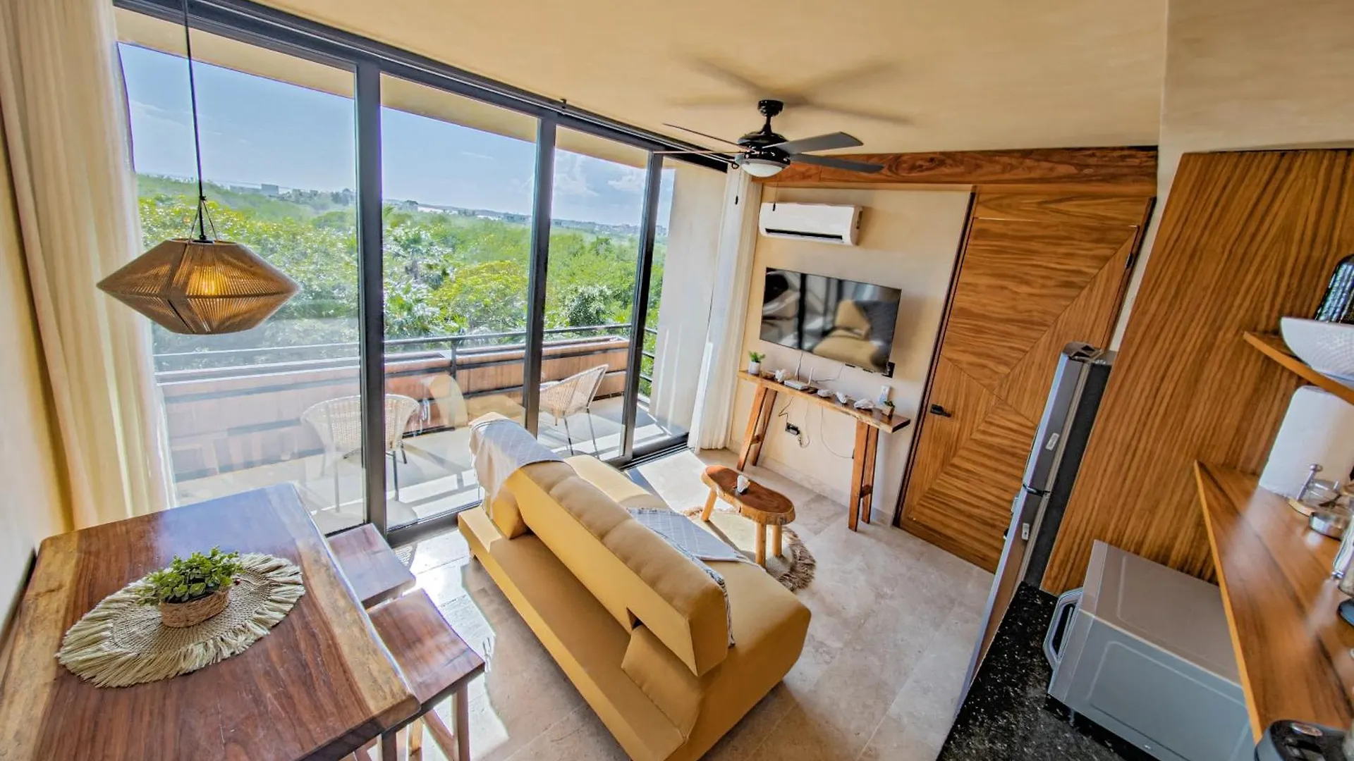 New Modern Apartment 1Bdr - Beach Access Tulum